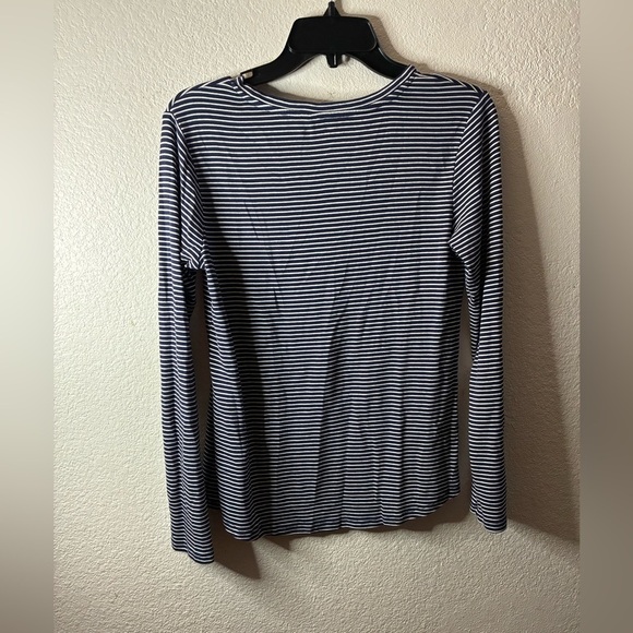 Eddie Bauer Navy & White Stripes Long Sleeve Top M - Picture 4 of 9